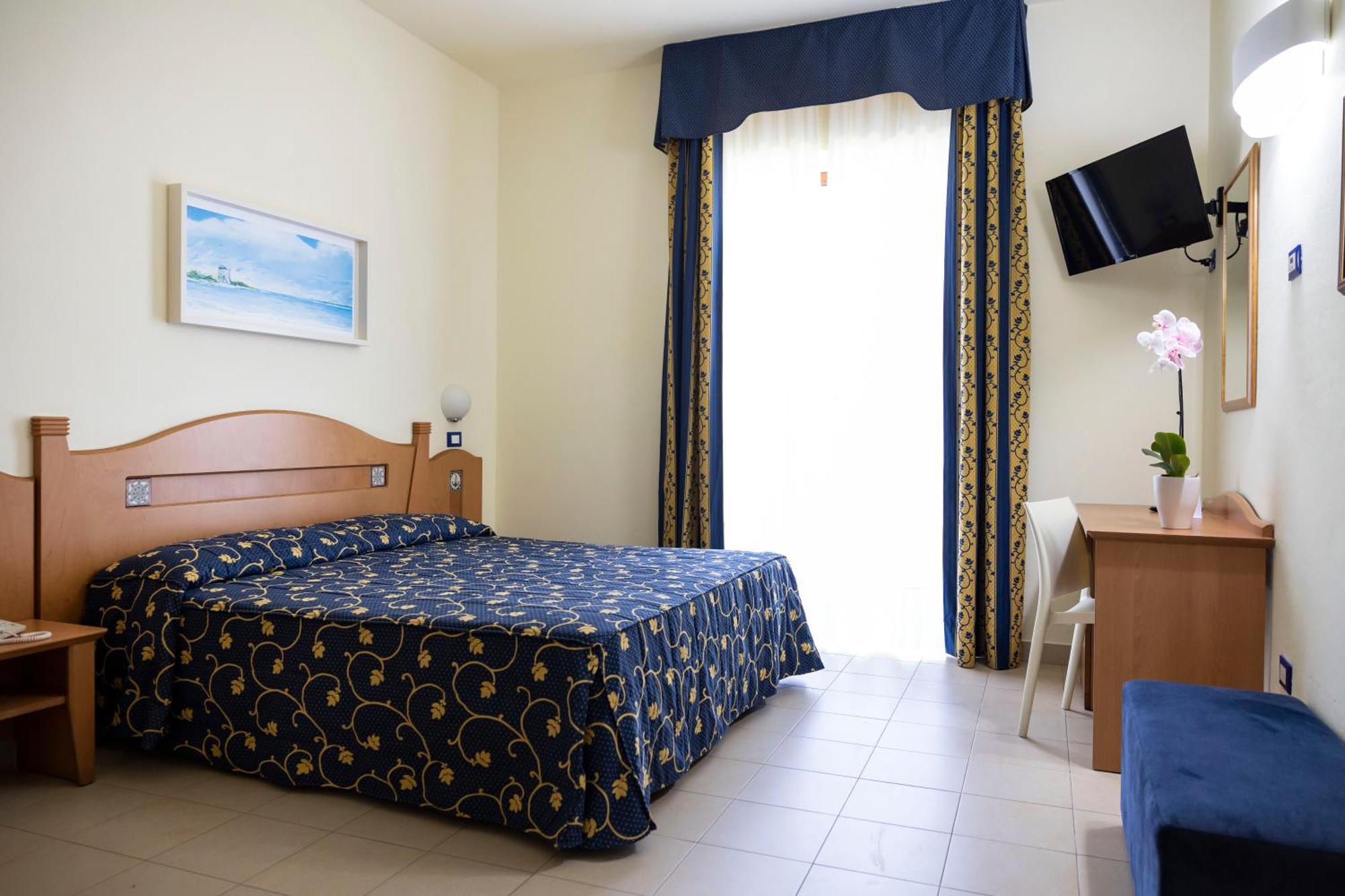 Blu Salento Village Sant Isidoro  Bagian luar foto