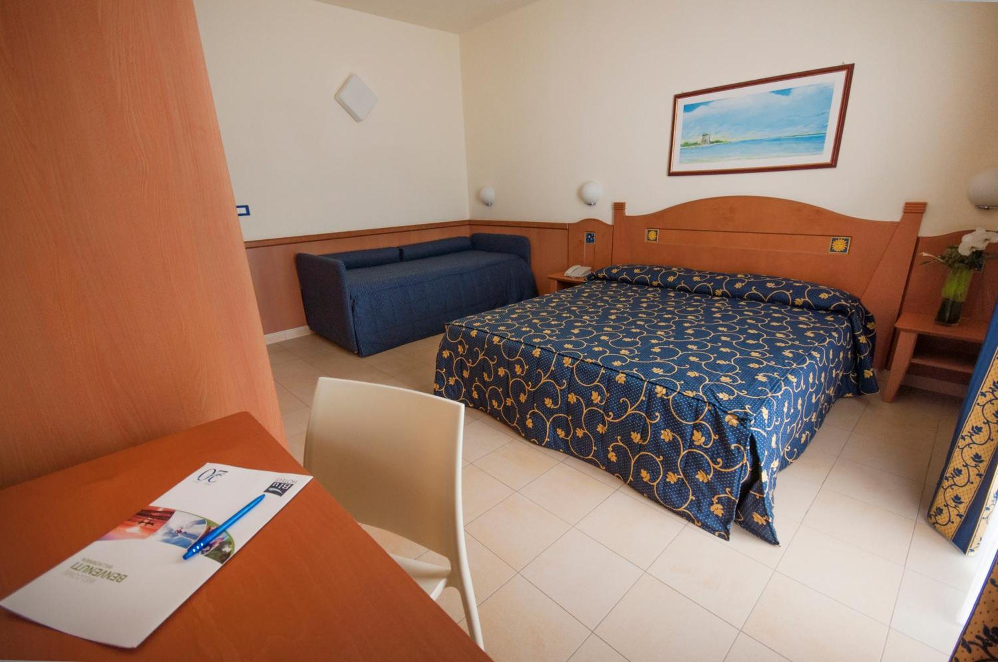 Blu Salento Village Sant Isidoro  Ruang foto