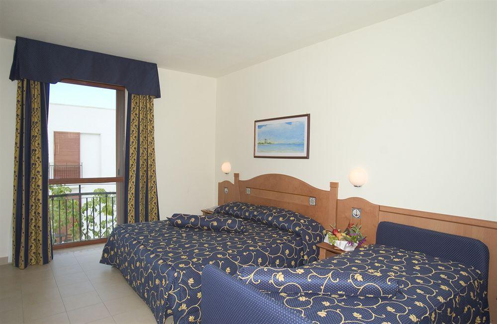 Blu Salento Village Sant Isidoro  Bagian luar foto
