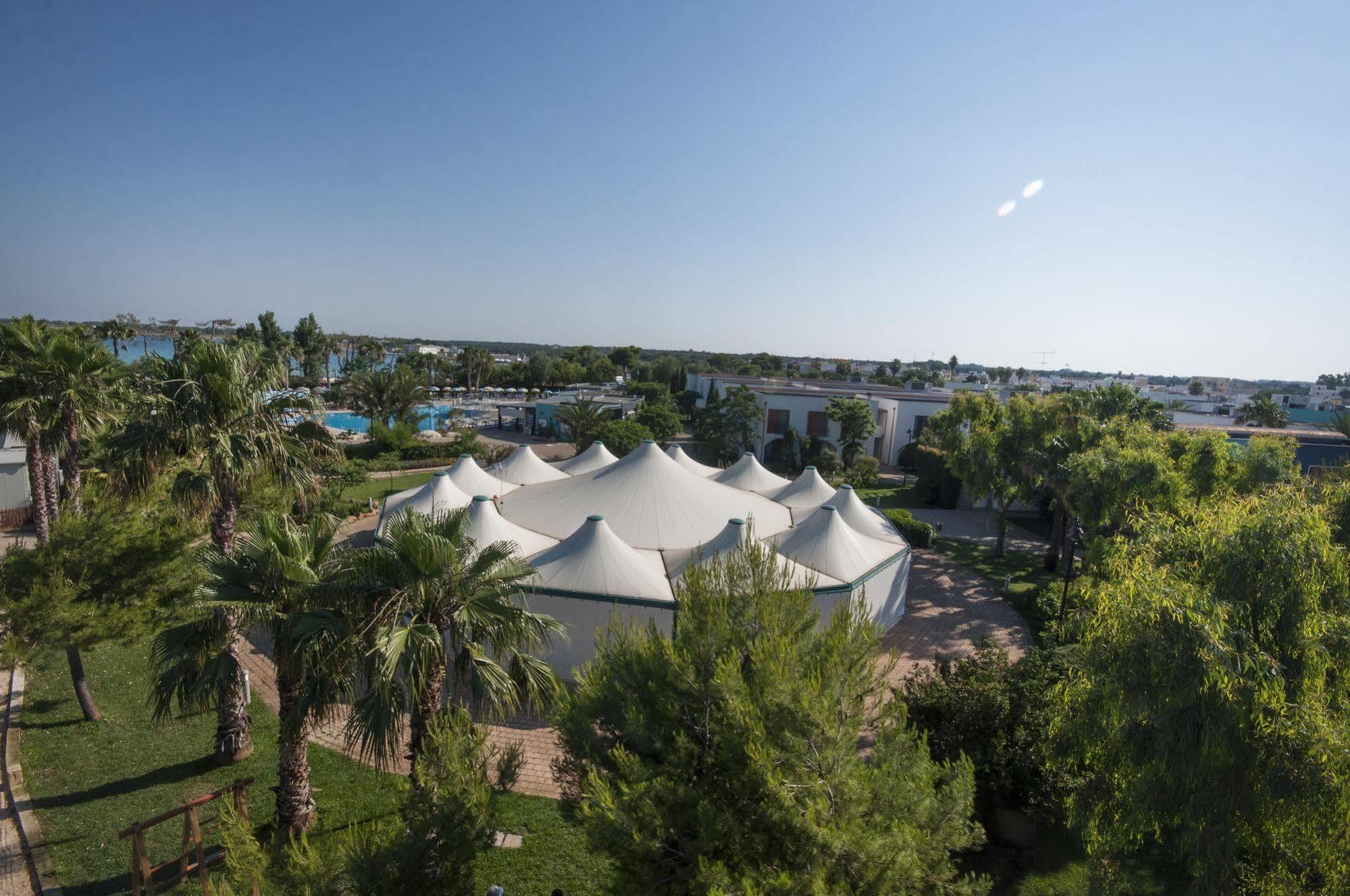 Blu Salento Village Sant Isidoro  Bagian luar foto