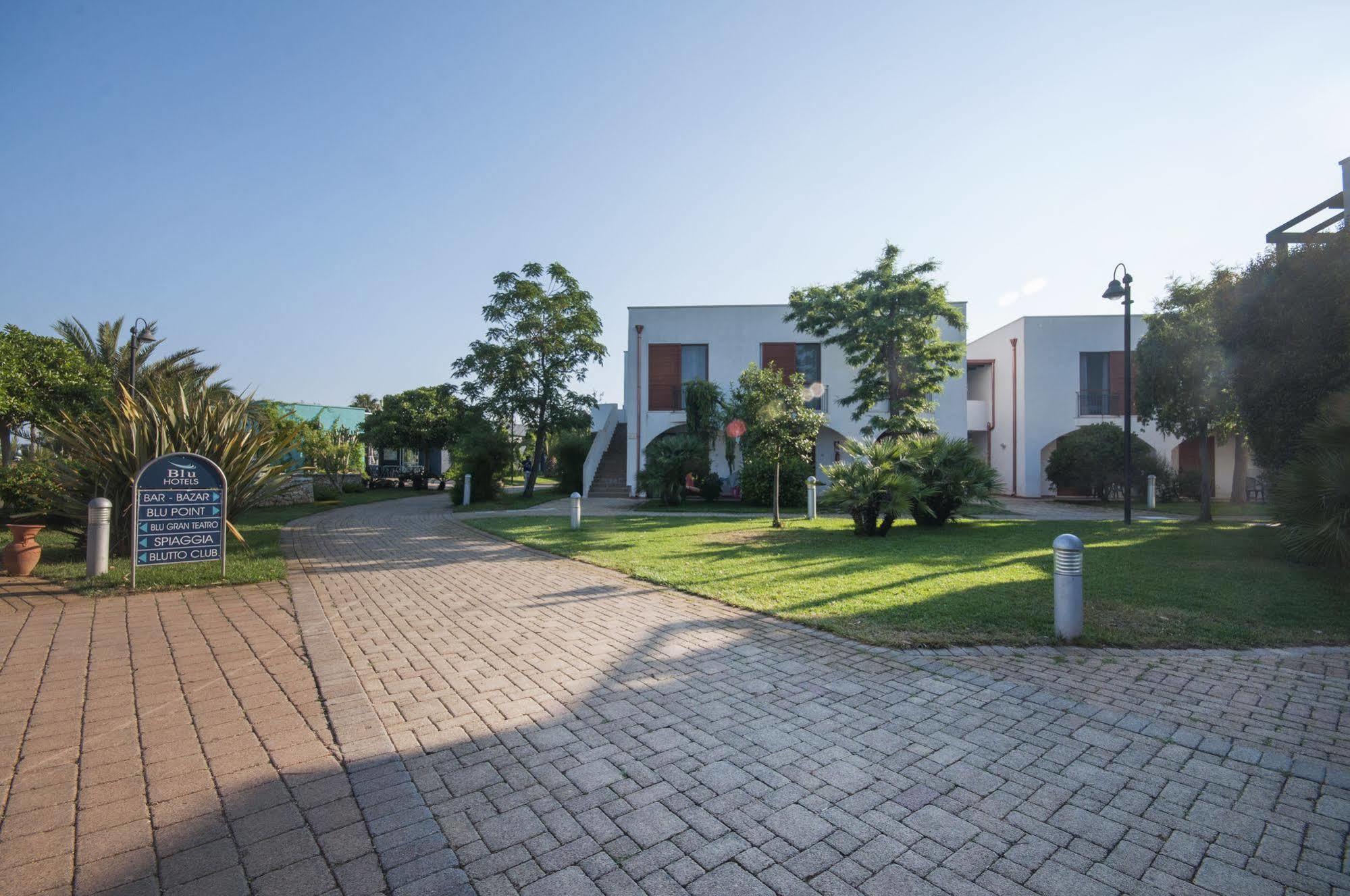 Blu Salento Village Sant Isidoro  Bagian luar foto