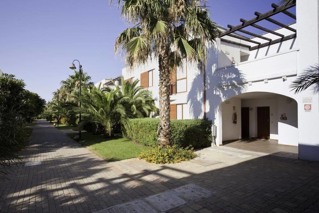 Blu Salento Village Sant Isidoro  Bagian luar foto